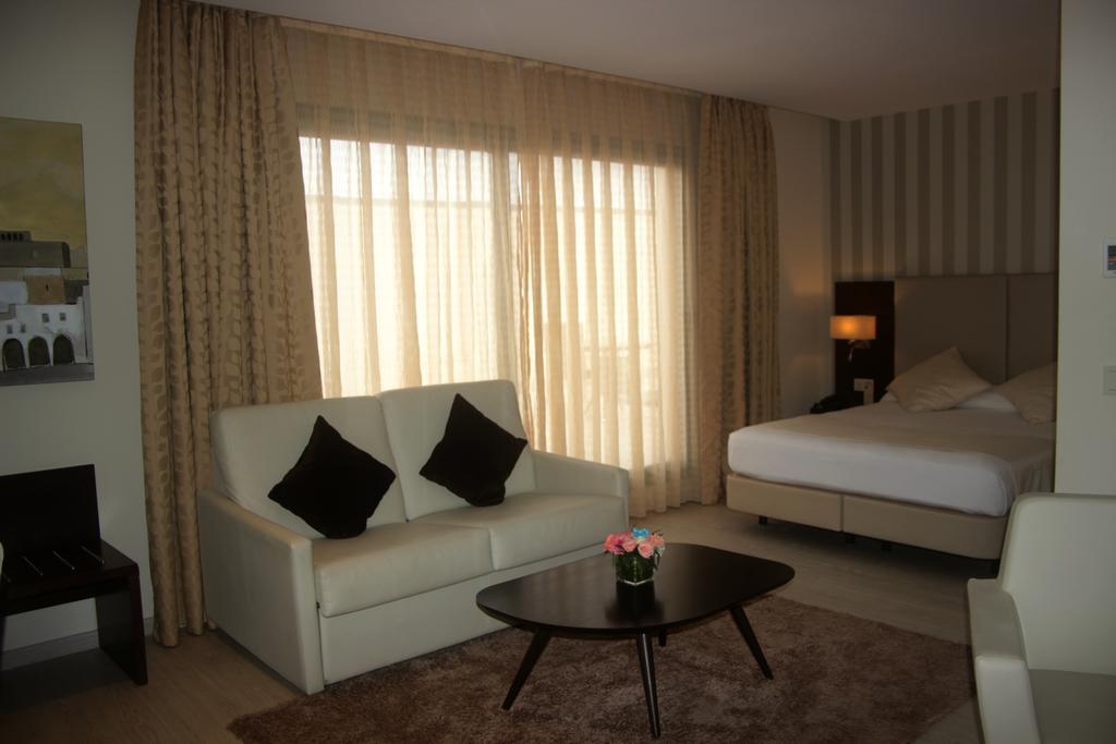 Az Hotels Zeralda Zewnętrze zdjęcie