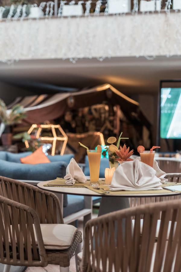 Az Hotels Zeralda Zewnętrze zdjęcie